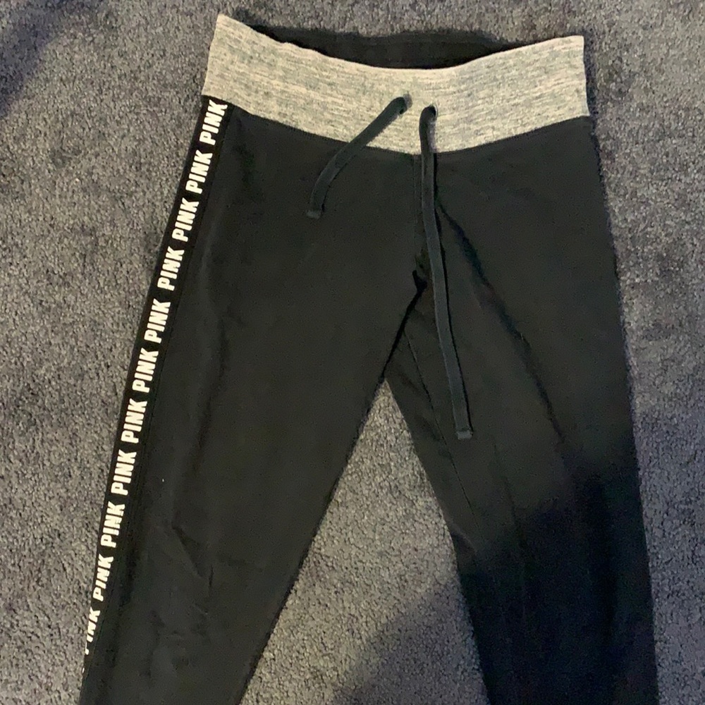 yoga pants